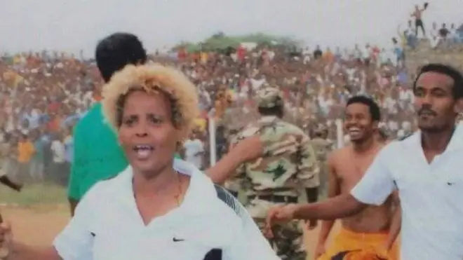 መሠረት ማኒ