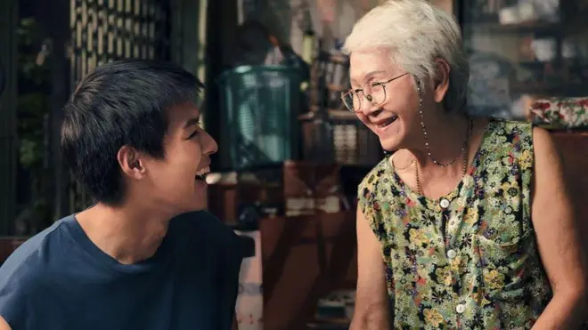 Bộ phim Thái Lan Gia tài của ngoại đã gây sốt tại Việt Nam