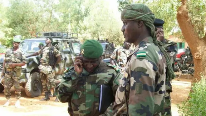 Une patrouille de l'armée Nigérienne.