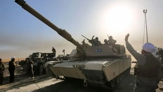 Ciidamada Ciraaq oo duulaan ku ah galbeedka Mosul