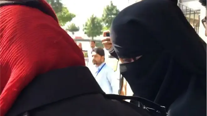 و ہندو بہنوں کے مبینہ اغوا اور جبری طور پر مذہب قبول کرنے کے کیس