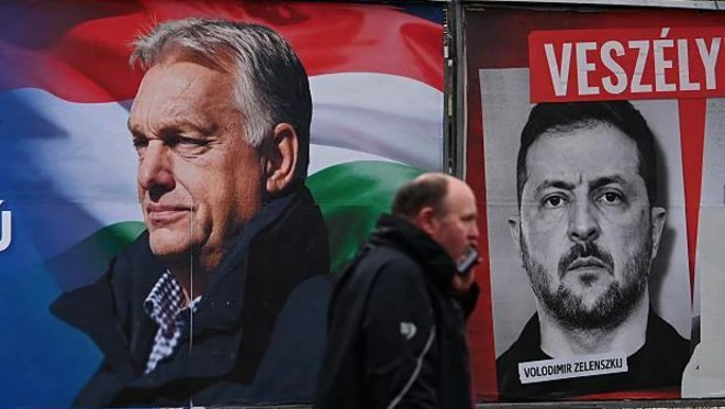 Плакат с Виктором Орбаном и Владимиром Зеленским