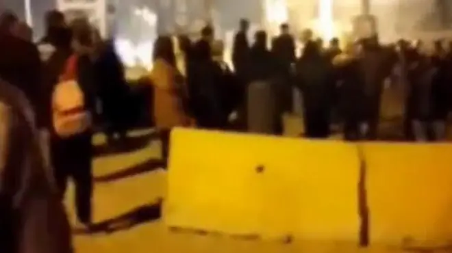 تجمع مقابل قزلحصار