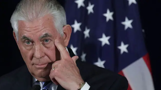 Trump call Tillerson for fone to sack am - about 3 hours after im tweet am