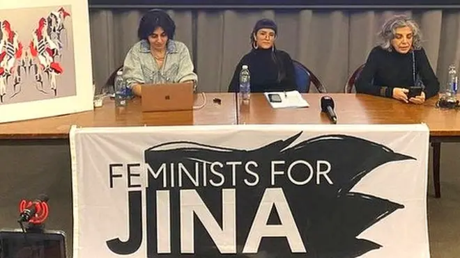 نشست خبری اعلام موجودیت شبکه فعالان فمینیست و ضدتبعیض که با عنوان «فمینیست‌ها برای ژینا» اعلام موجودیت کردند