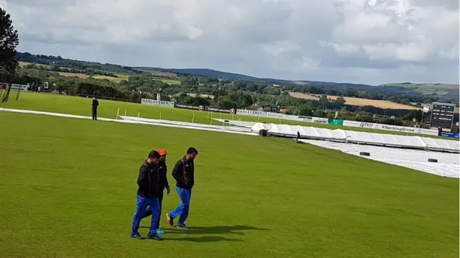 ایرلنډ کرېکټ