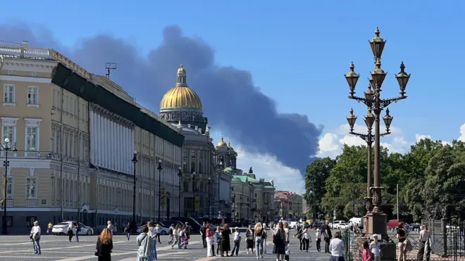 Дым над Санкт-Петербургом