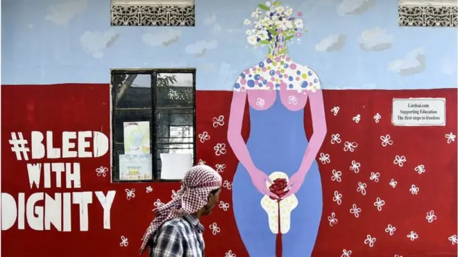 یہ خبریں ایک ایسے وقت سامنے آئی ہیں جب پوری دنیا میں یہ کوششیں کی جا رہی ہیں کہ خواتین کو بھی روزگار کے مساوی مواقعے فراہم کیے جائیں اور اس مقصد کے لیے صنفی طور پر حساس پالیسیاں بنائی جا رہی ہیں