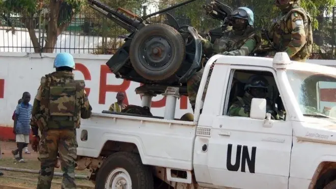 Des soldats de l'ONU en patrouille