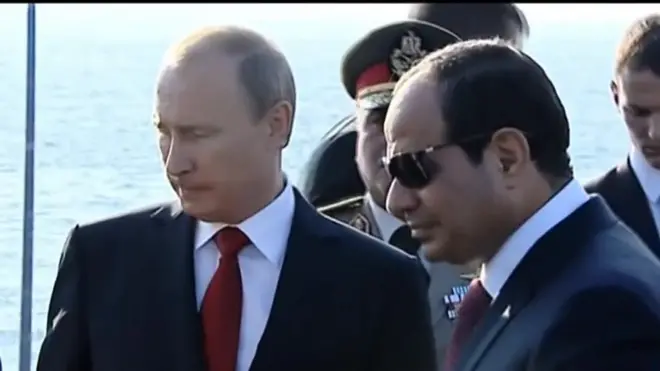 الرئيس المصري عبد الفتاح السيسي برفقة نظيرخ الروسي بوتين