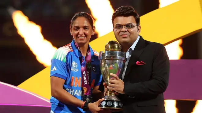 کپتان ہرمن پریت اور آئی سی سی چيئرمین جے شاہ