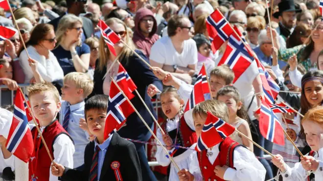 Norwegia menjadi negara urutan pertama untuk urusan kebahagiaan warganya.