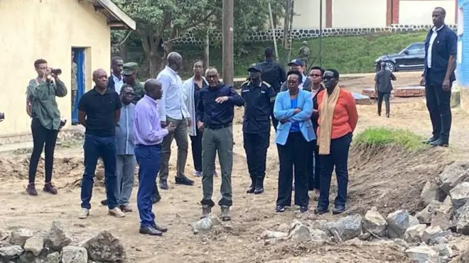 Perezida Kagame yasuye ibice byibasiwe n'ibiza mu karere ka Rubavu mu Rwanda