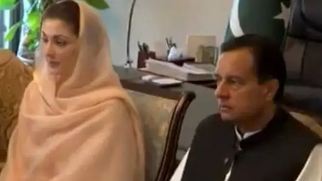 اُنھوں نے یہ بھی مطالبہ کیا کہ سیاسی جماعتیں بھی ٹکٹ دیتے وقت اپنے امیدواروں سے ختم نبوت کے سرٹیفکیٹ پر حلف لیں ۔