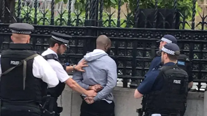 Мужчину не подозревают в подготовке нападения, уточнили в полииции