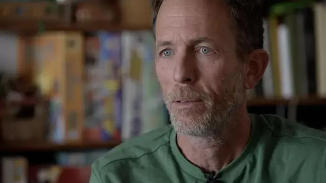 లైర్ పెరీ