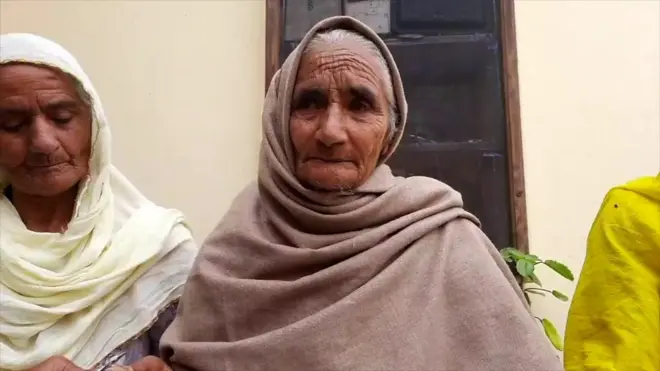 महिला प्रदर्शनकारी