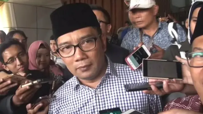 Ridwan Kamil masih menunggu negosiasi partai-partai pendukungnya untuk pasangannya di Pilkada 2018.