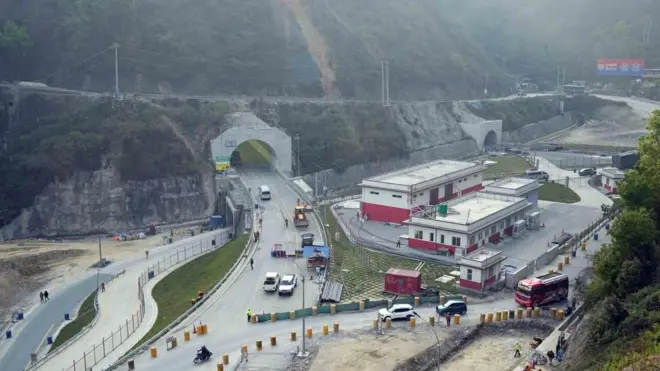 सुरुङमार्गको प्रवेशबिन्दु