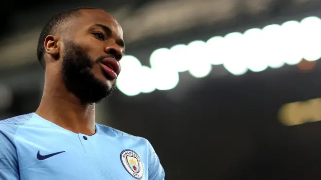 حدث الانتهاك بحق ستيرلنغ في مباراة لفريقه ضد تشيلسي