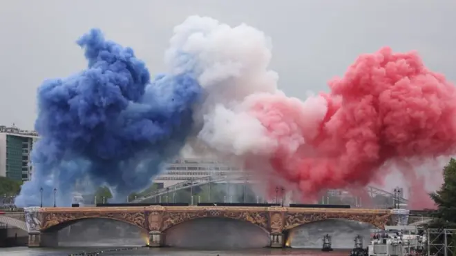 بدء الحفل الافتتاحي لأولمبياد باريس