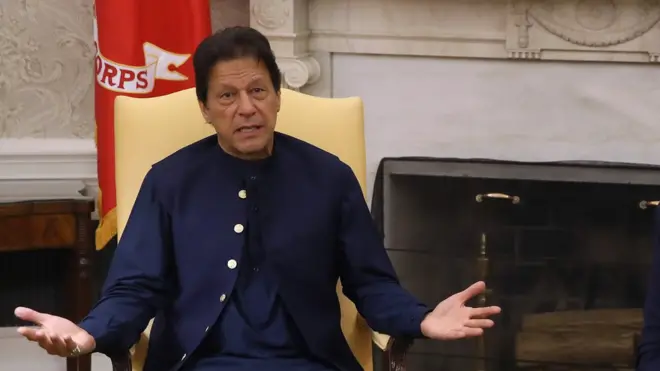 عمران خان وایي، پخوا یې له طالبانو سره ځکه ونه کتل چې افغان حکومت داسې نه غوښتل