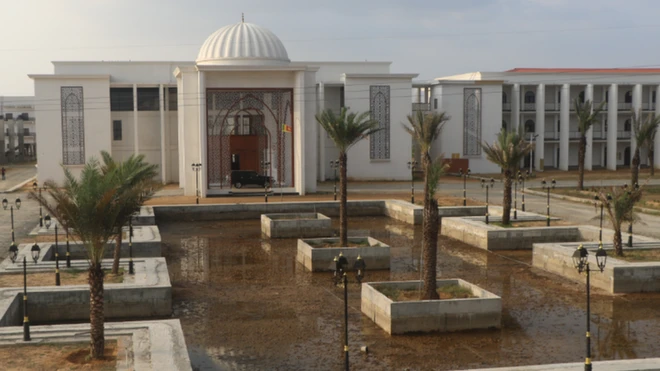 "ෂරියා" විශ්වවිද්‍යාලය