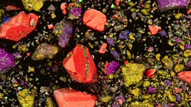 تصویر از ماده زیر میکروسکوپ