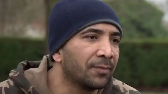 د جاوید هوتک د پناه لومړی غوښتنلیک ۲۰۱۱ کې رد شوی