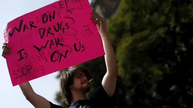 今回の大麻合法化は原告のみに適用される