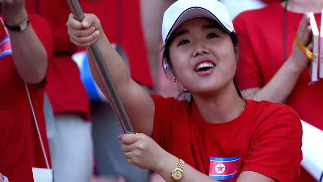 ఉత్తర కొరియా ఫుట్‌బాల్ అభిమాని