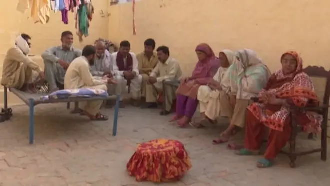 د دې ټولنې ډېری هغه غړې چې د منظور پښتین د ملاتړ غږ یې کړی، ښځې دی.