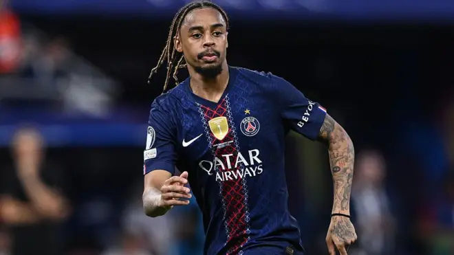 Ɗanwasan gaba na Paris St-Germain da Faransa Bradley Barcola