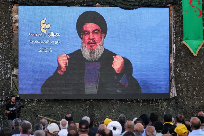 حسن نصرالله مانند همیشه در یک سخنرانی تلویزیونی این خبر را اعلام کرد