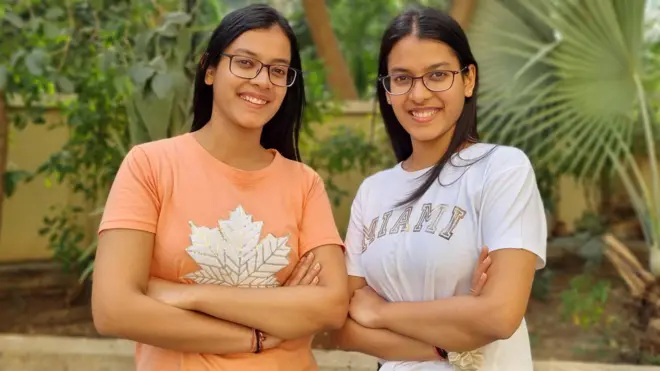 संस्कृती आणि श्रृती परोलिया