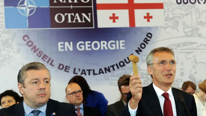 Генсек НАТО и грузинский премьер