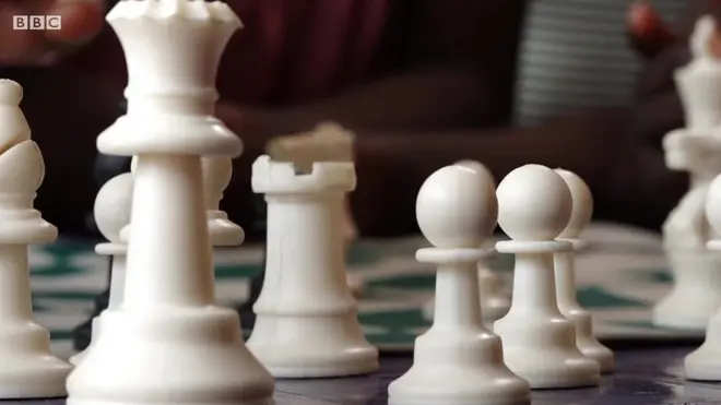 مبادرة في نيجيريا للنهوض بصغار العشوائيات عبر تعلم الشطرنج