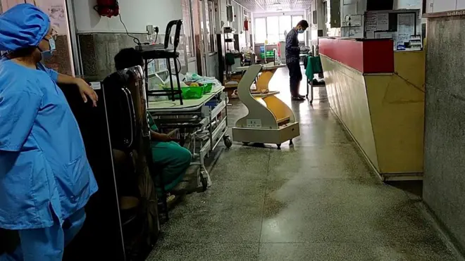 अस्पतालमा रोबट