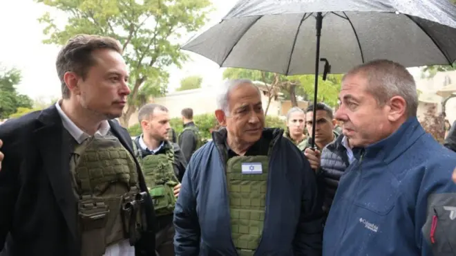 Musk, İsrail'de hamas saldırısına uğrayan Kfar Aza kibbutzunu da ziyaret etti 