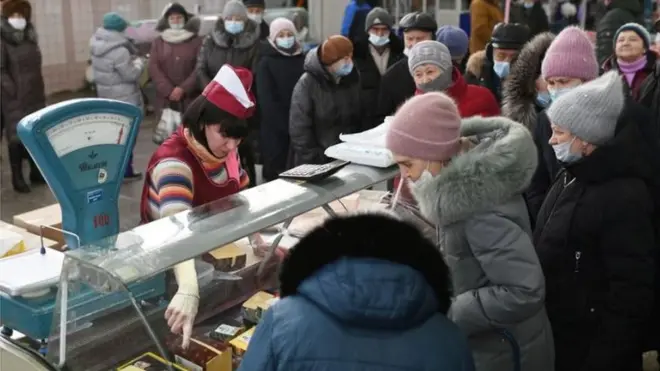 國際制裁嚴重影響了俄羅斯普通消費者的日常生活