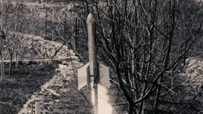 صاروخ قادر على الوصول إلى أطراف الفضاء