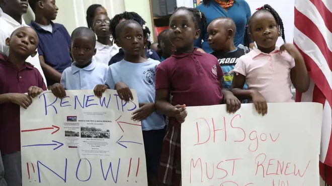 Inmigrantes de Haití, Nicaragua, Honduras y El Salvador han llevado a cabo movilizaciones para pedir que continúe la protección.