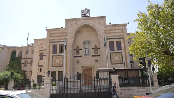  هل جاء دخول قطر تحت المظلة الأمنية الأمريكية ضمن سيناريو قوي الحبكة؟ - مقال في النيوزويك