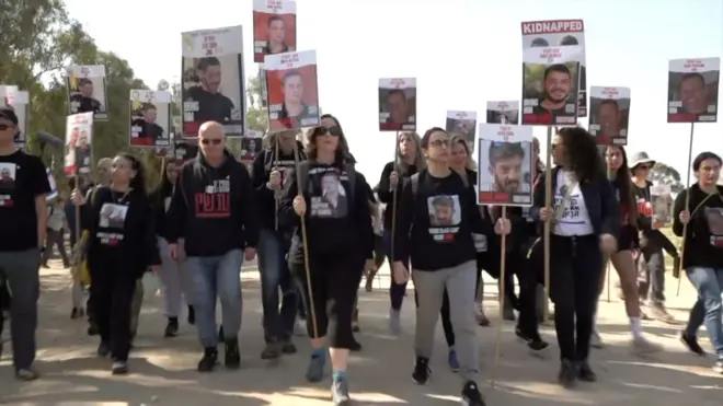حرب غزة: مسيرة من رعيم إلى القدس لإطلاق سراح الرهائن الإسرائيليين