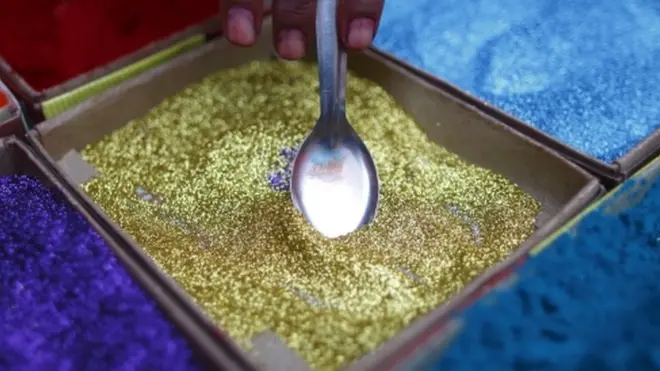 سائنسدانوں کو امید ہے کہ سونے کے نئے خواص کی دریافت سے کینسر کے علاج میں مدد ملے گی