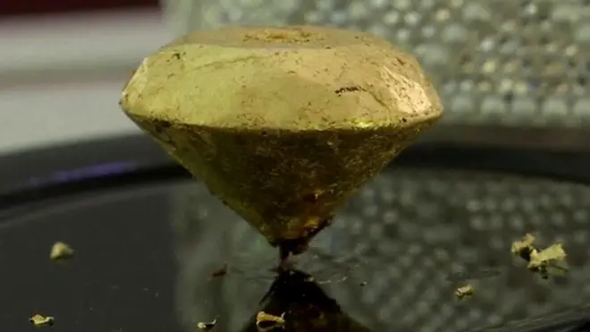 chocolate con forma de diamante