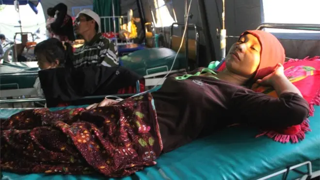 Suriatun terbaring lemah akibat terjangkit malaria di Gunung Sari, Lombok Timur, 11 September lalu.