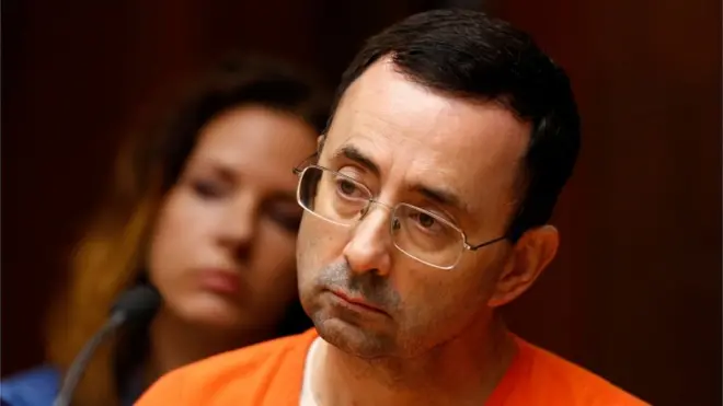 Larry Nassar, el exmédico del equipo de gimnastas de Estados Unidos, se declaró este miércoles culpable de abuso sexual contra 7 mujeres.