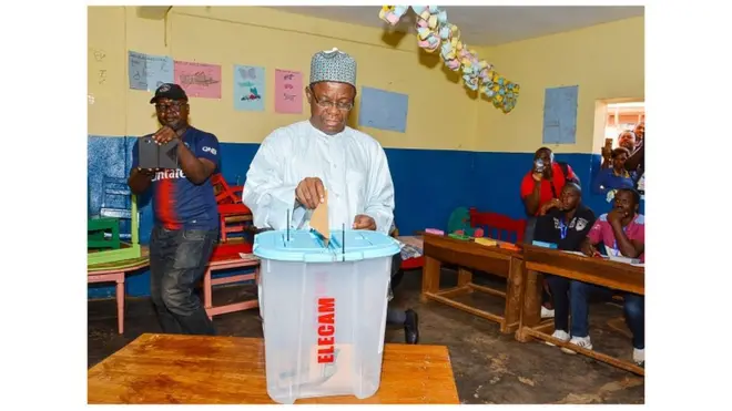 Maurice Kamto, le leader du MRC, qui dit avoir gagné les élections présidentielles sera jugé par un tribunal militaire