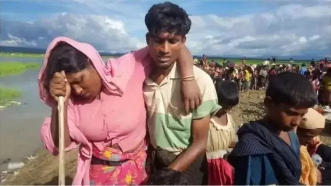 বাংলাদেশে পালিয়ে আসা রোহিঙ্গা জনগোষ্ঠী